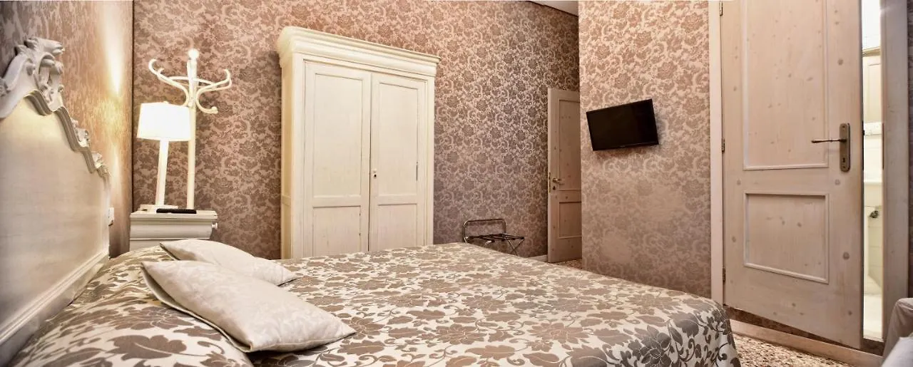 Locanda Casa Martini Velence 3*,  Olaszország
